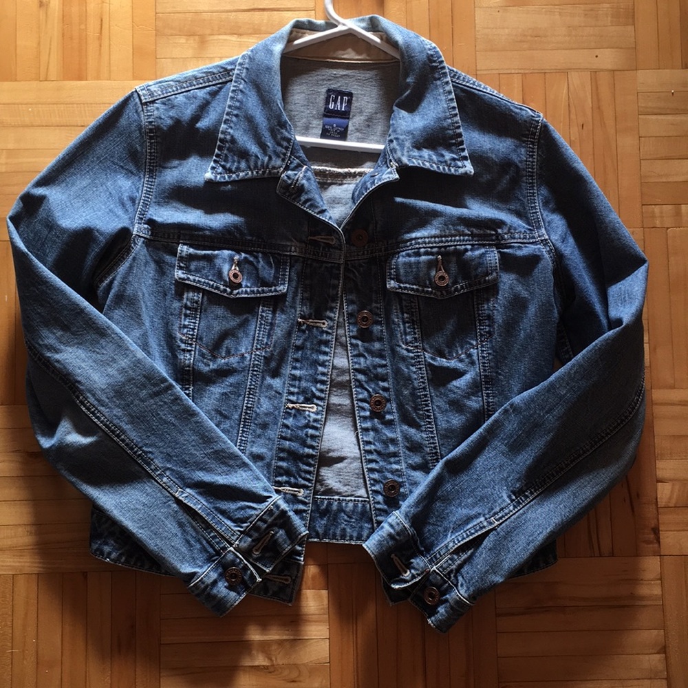 Gap size small blue jean jacket